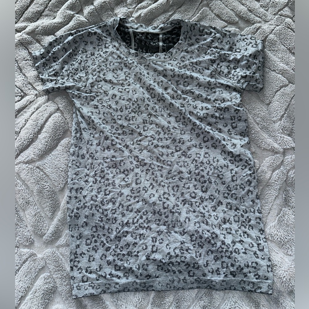 Athleta Short Sleeve
